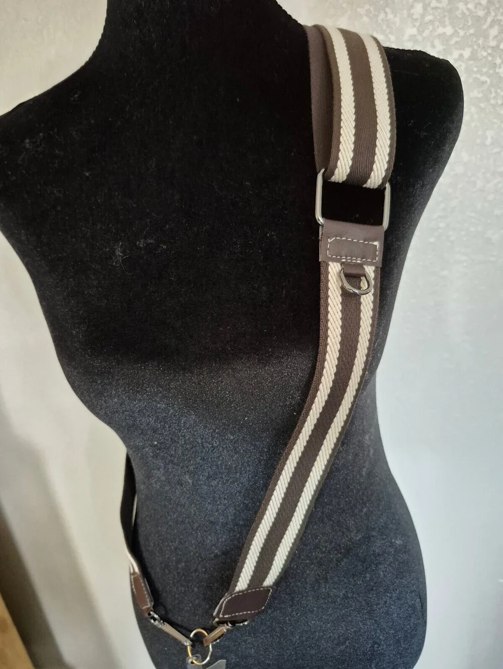 Hands-Free Cell Phone Crossbody Strap with Key & Coin Pouch Attachments
